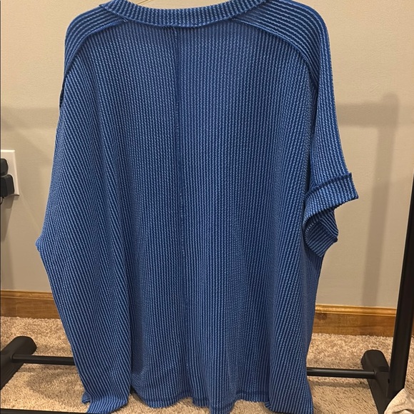 CHIC SOUL Blue V-Neck Knit Top NWOT - Picture 5 of 5